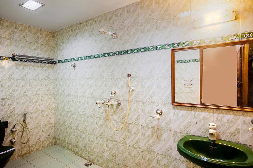 Hotel Imperial House Allahabad Exterior photo