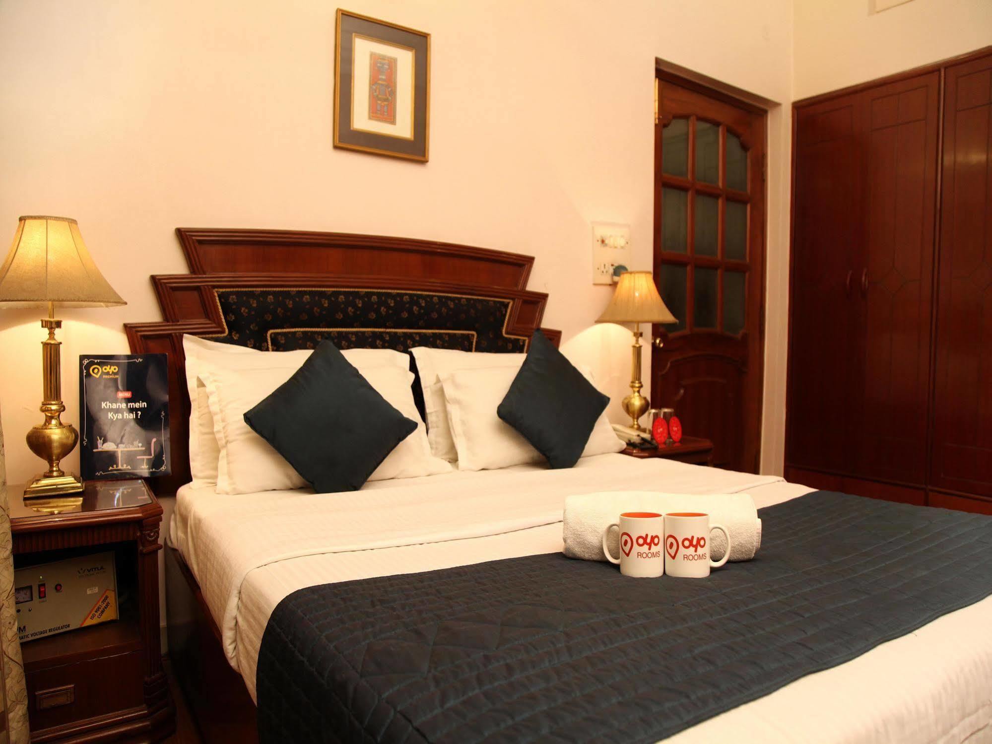 Hotel Imperial House Allahabad Exterior photo